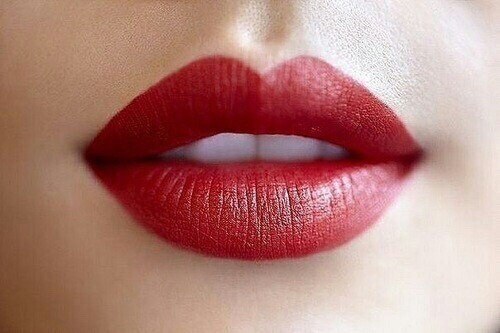 amazing-beauty-lips-make-up-Favim_com-2503687